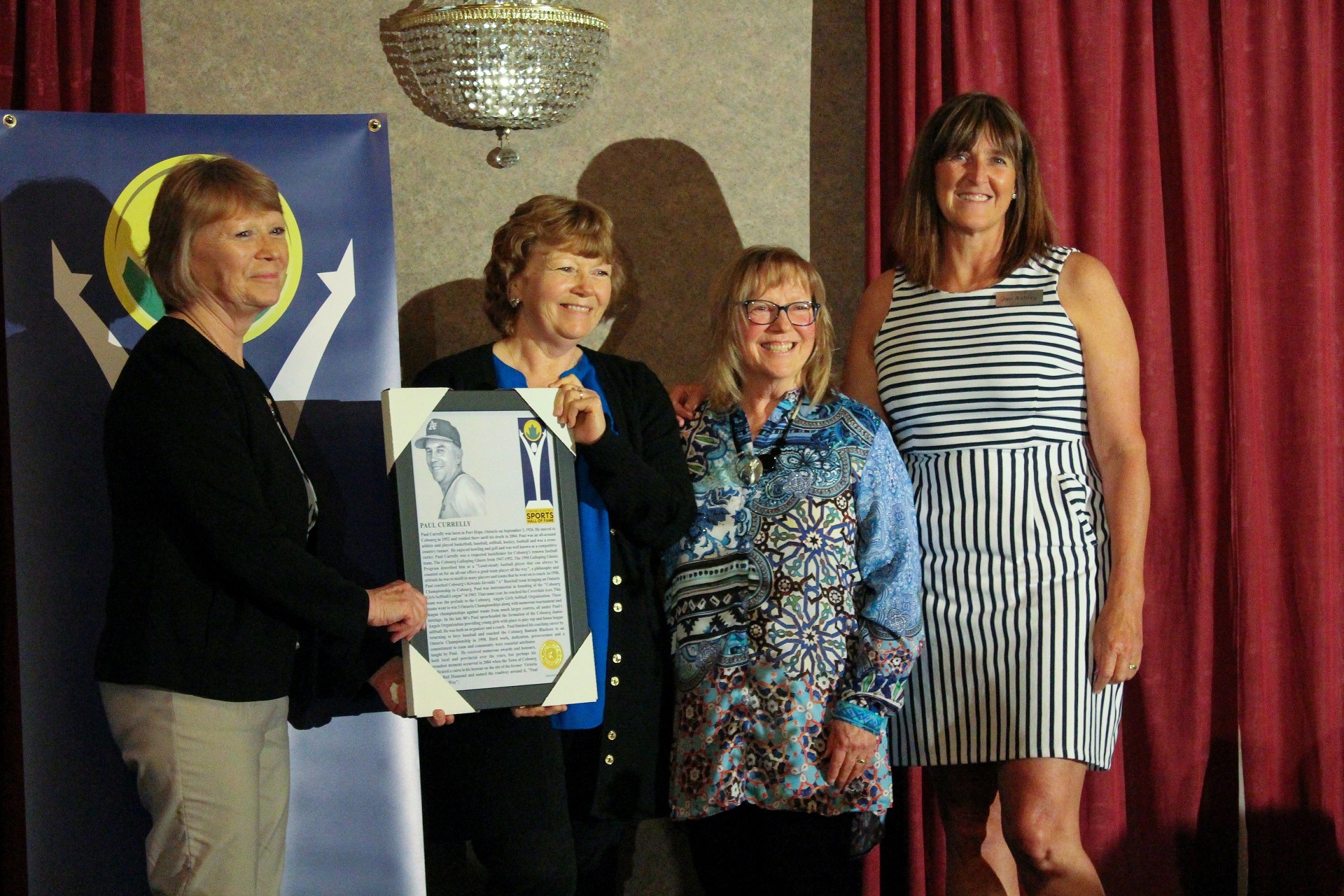 Carol-Nancy-Patsy (Currelly) w-Jen Ashley1