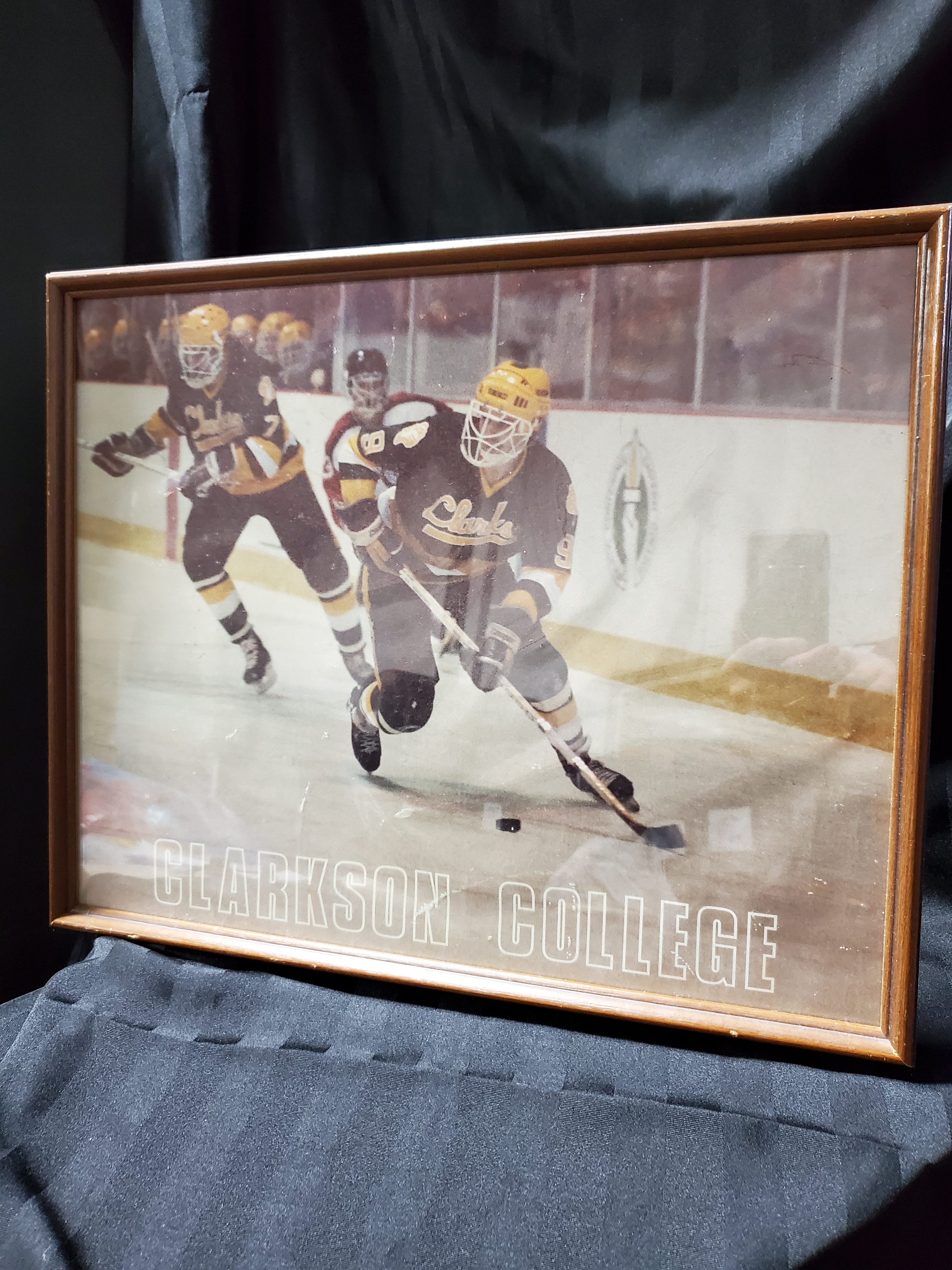 1981-82 Gord Sharpe action photo playing for Clarkson University