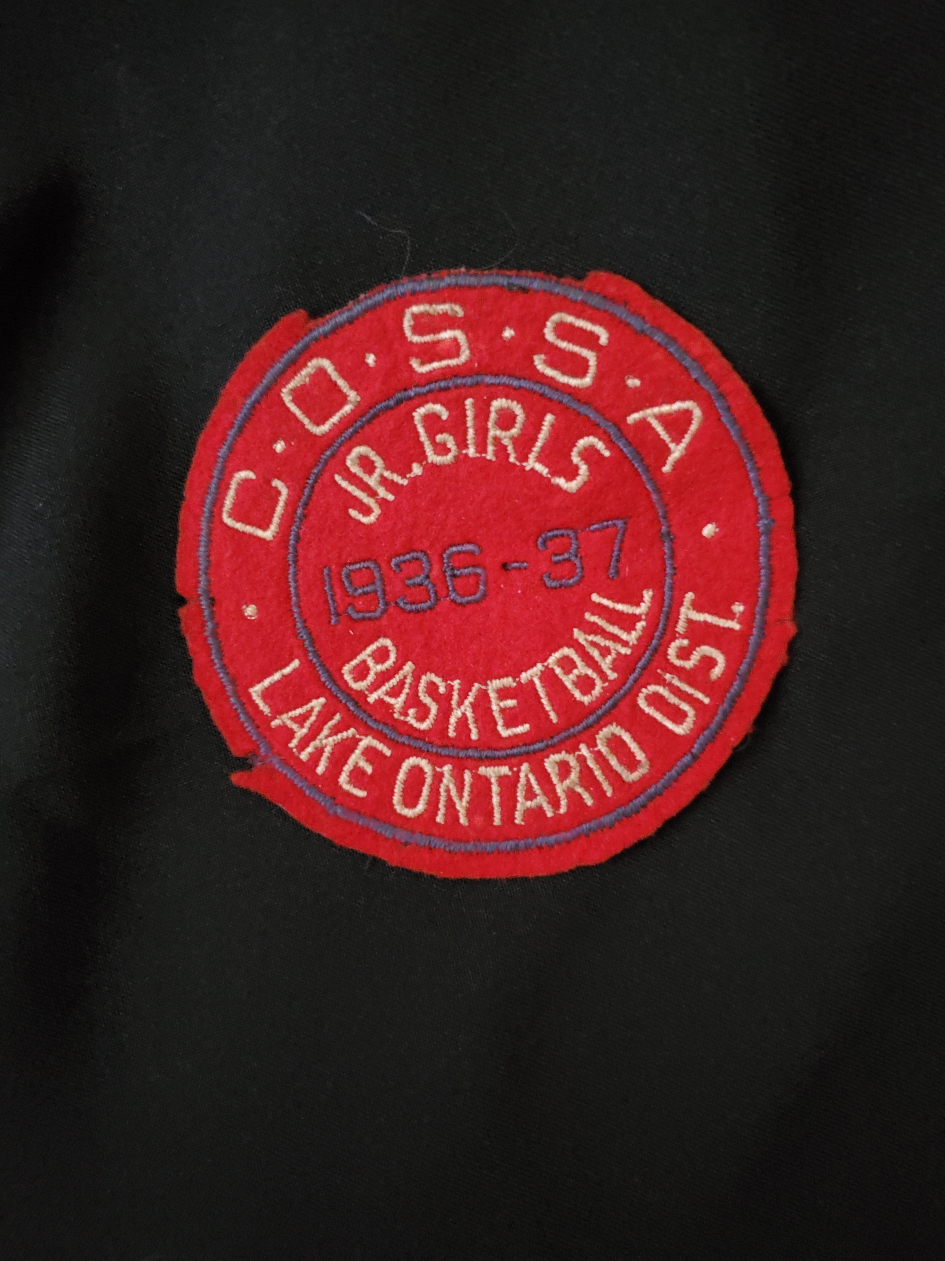 1937 Cobourg Collegiate crest Jr Girls Basketball
