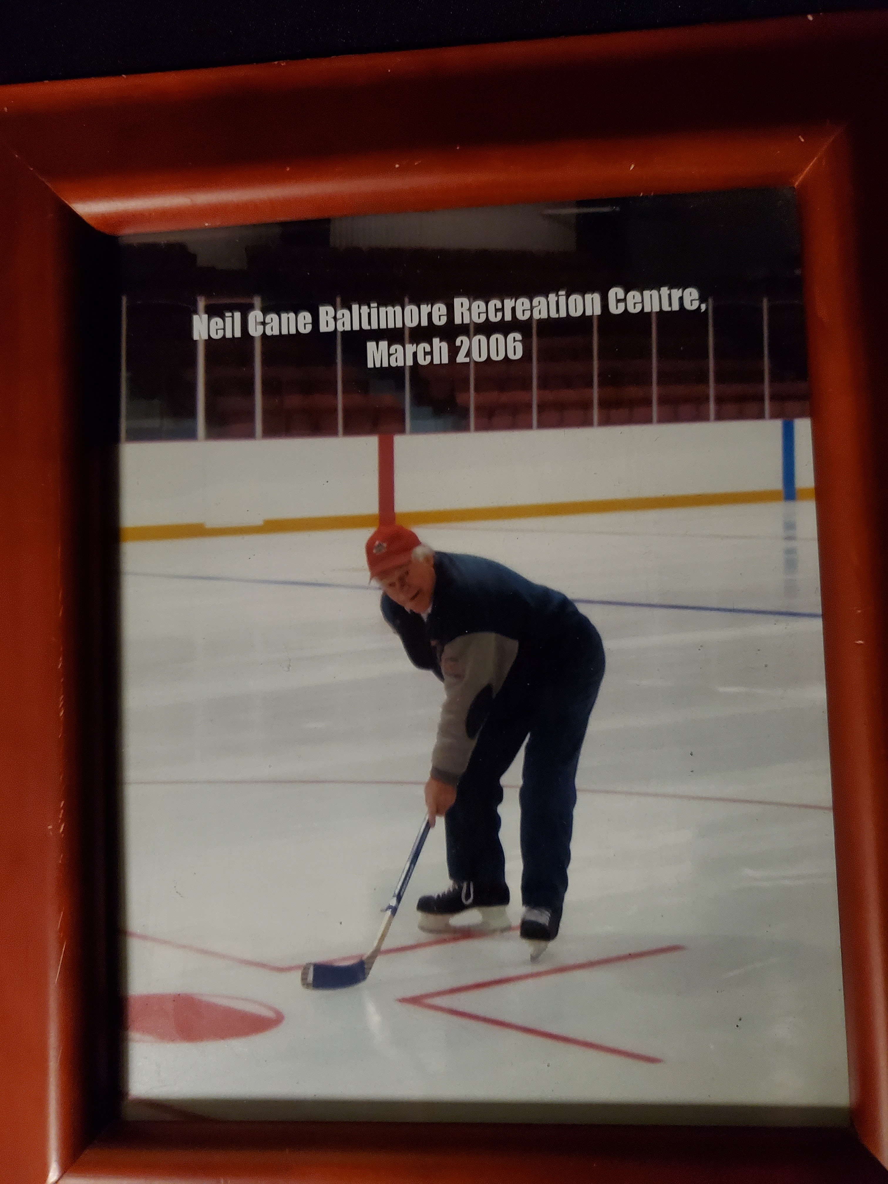 2006 Neil Cane framed photo on skates w-stick