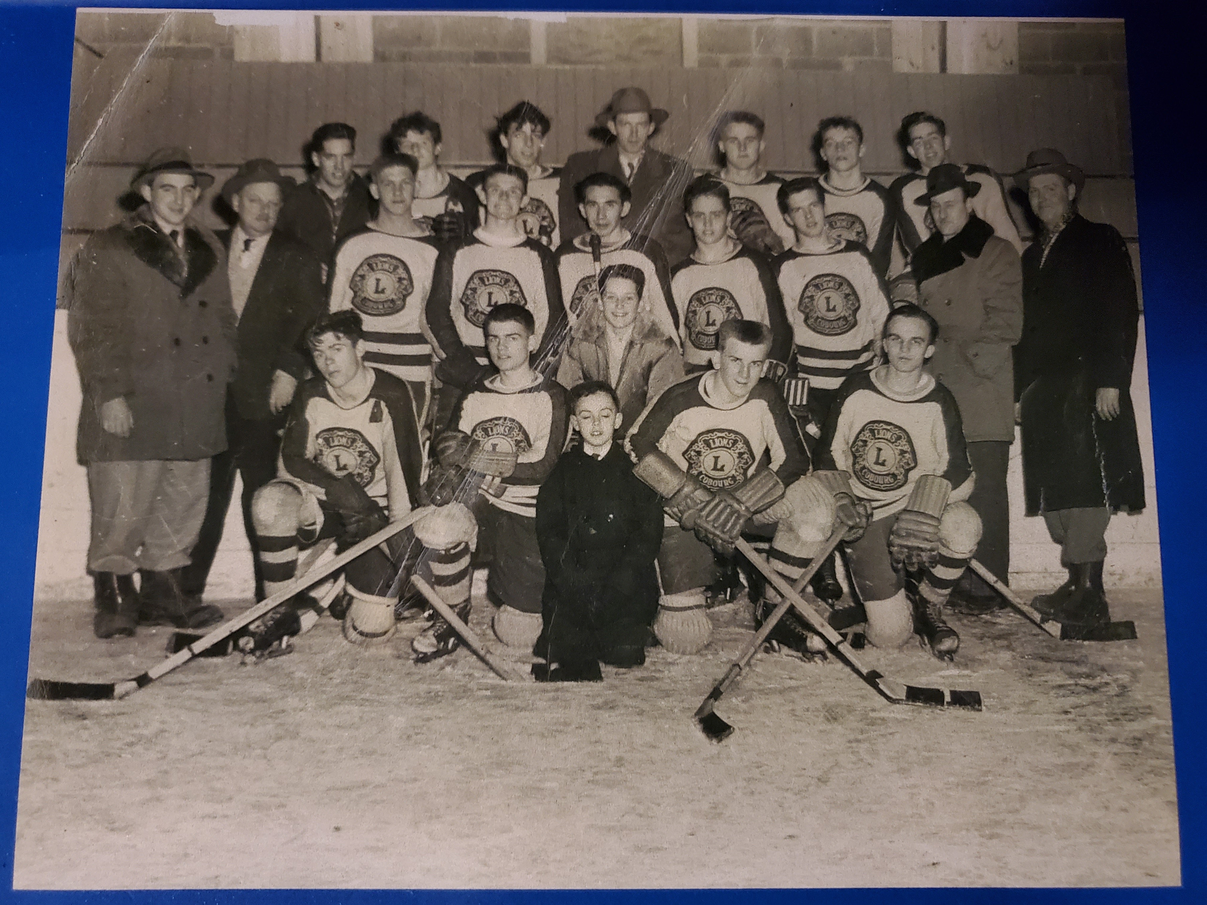 Neil Cane photo Cobourg Lions Hockey team