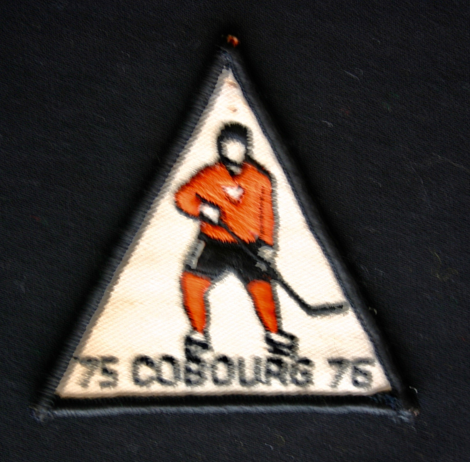 1975-76 Cobourg Church Hockey League crest