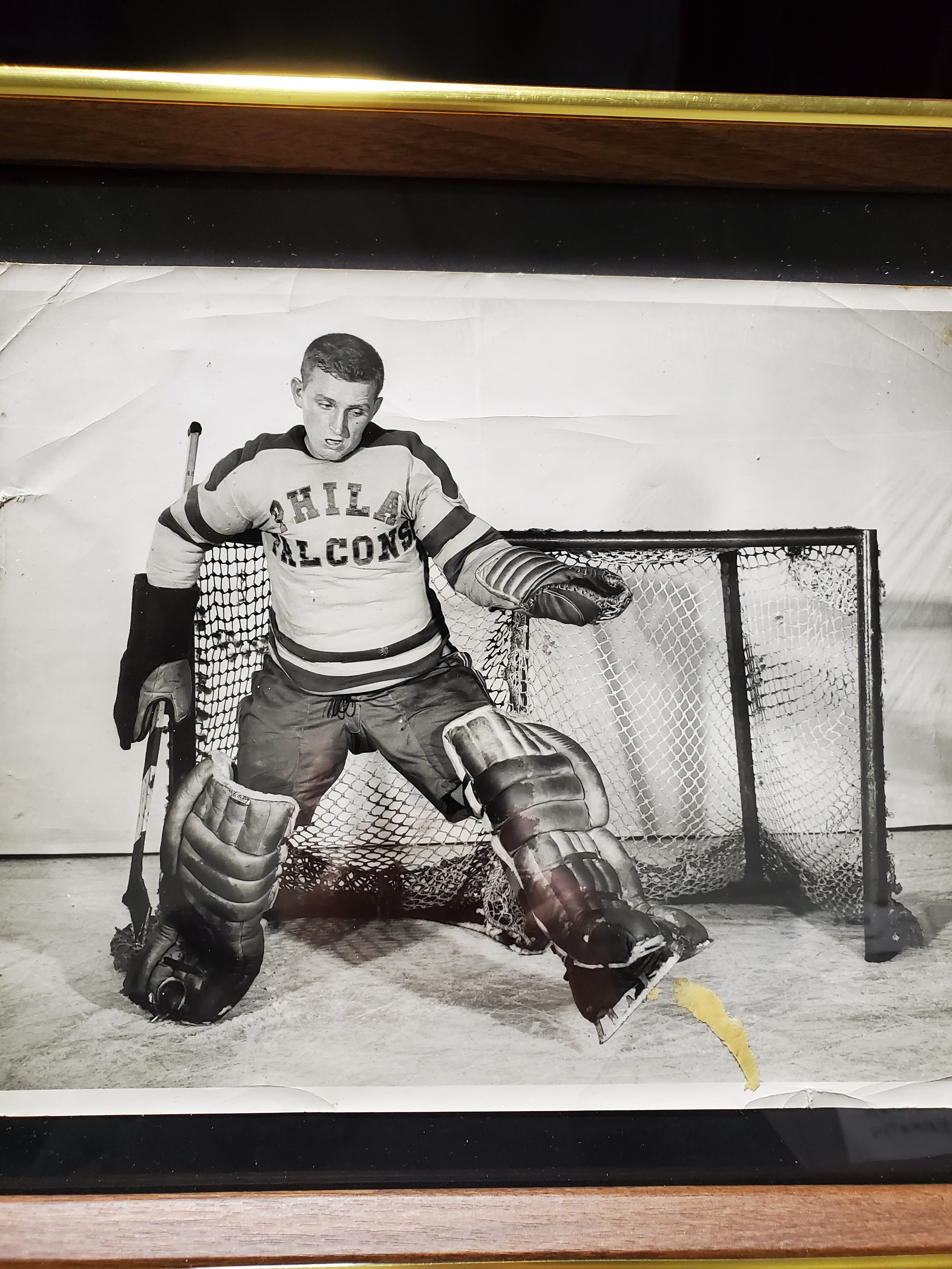 1952 Clarke Sommerville photo as goalie in EHL
