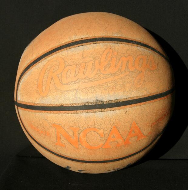 1975 CDCI West basketball