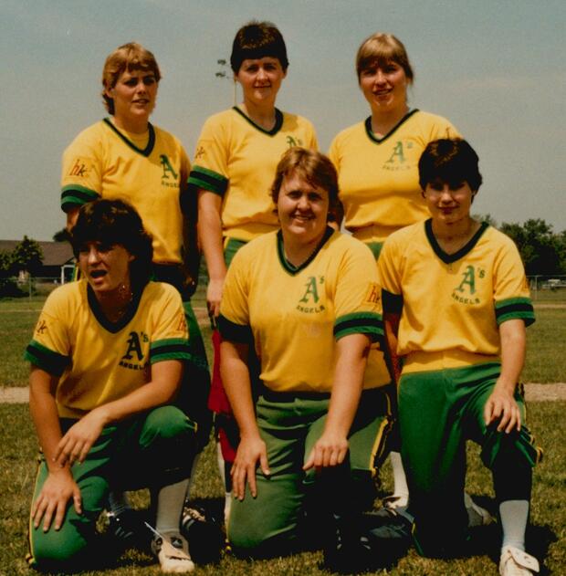1984 Cobourg Angels Women's Fastball Team photos