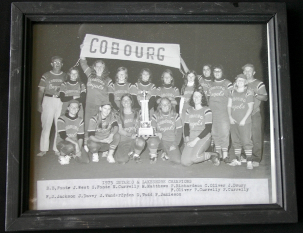 1975 Cobourg Angels team photo