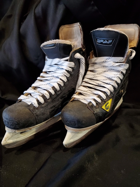 Steve Smith's skates