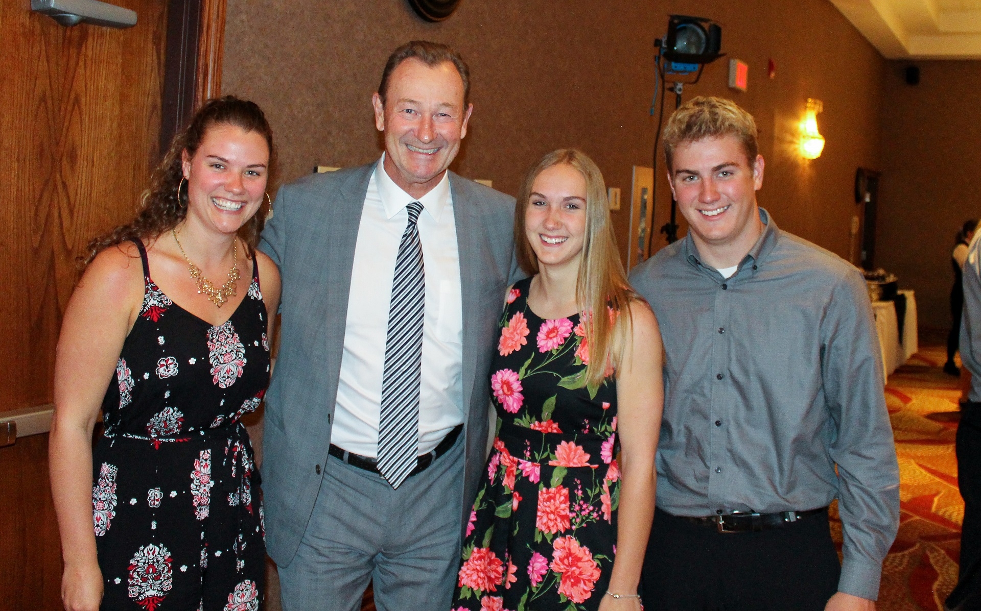 Steve Smith w-Kaitlyn, Marnee, Trevor-grandkids of Ross Quigley