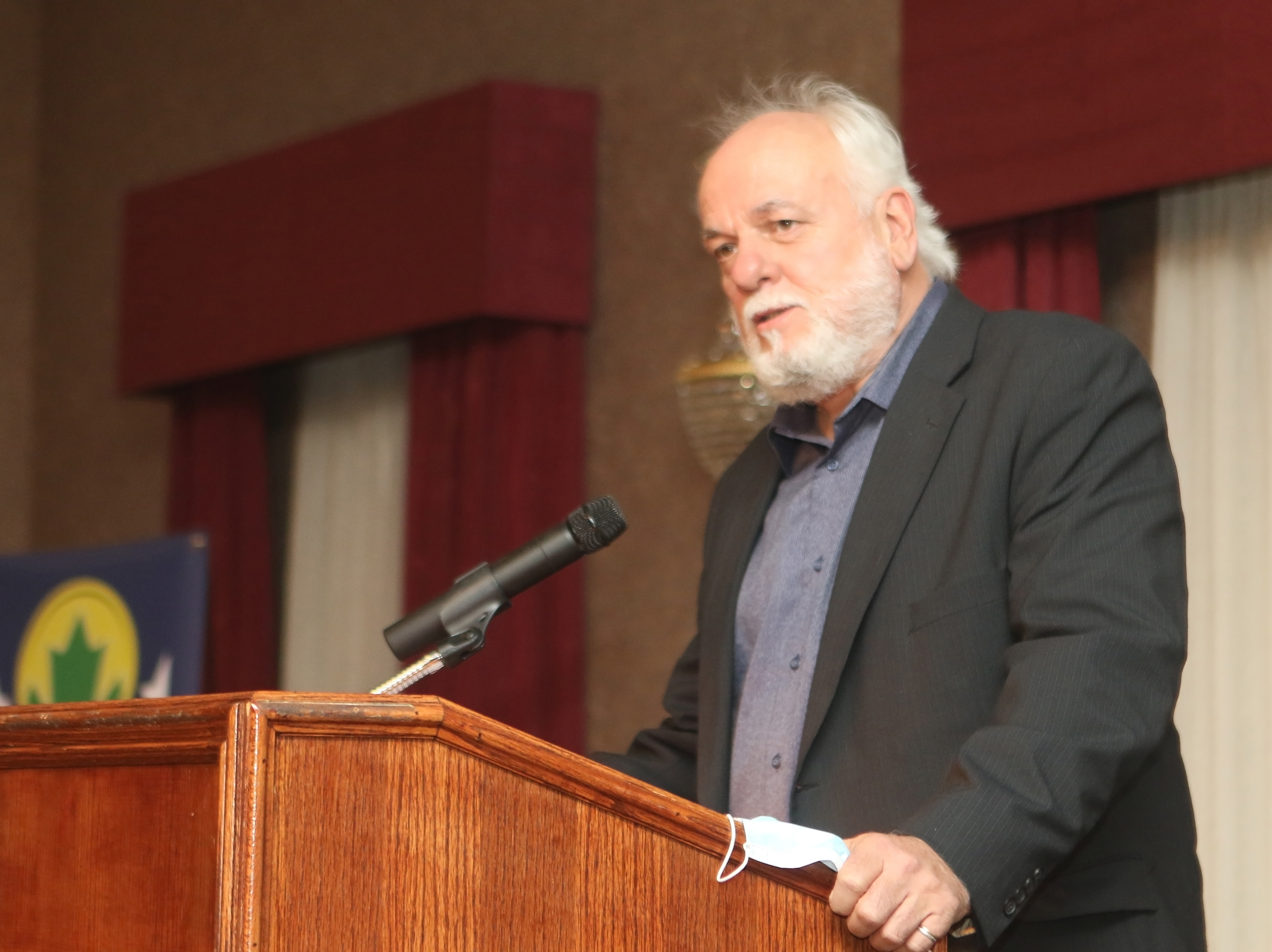 Chief Dave Mowat giving land acknowledgement